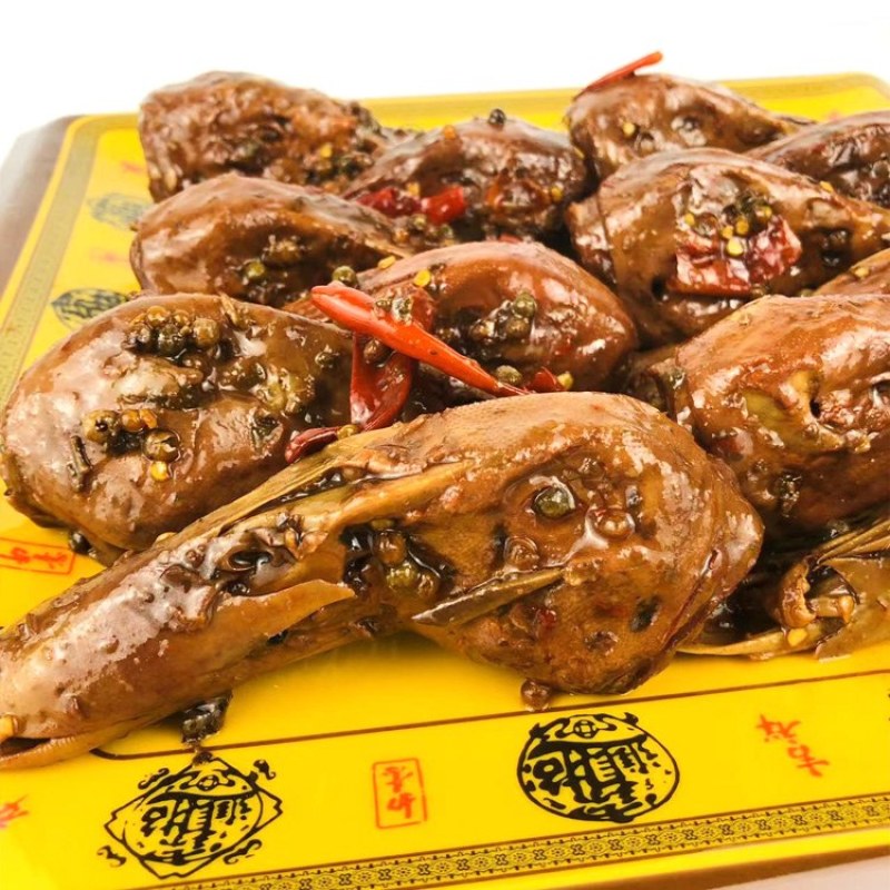 麻辣鸭头，开袋即食，餐饮商用，一袋起发，三袋包邮送货上门