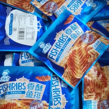 工厂现货供应水产类休闲小零食三十多款物美价廉商超必备批发