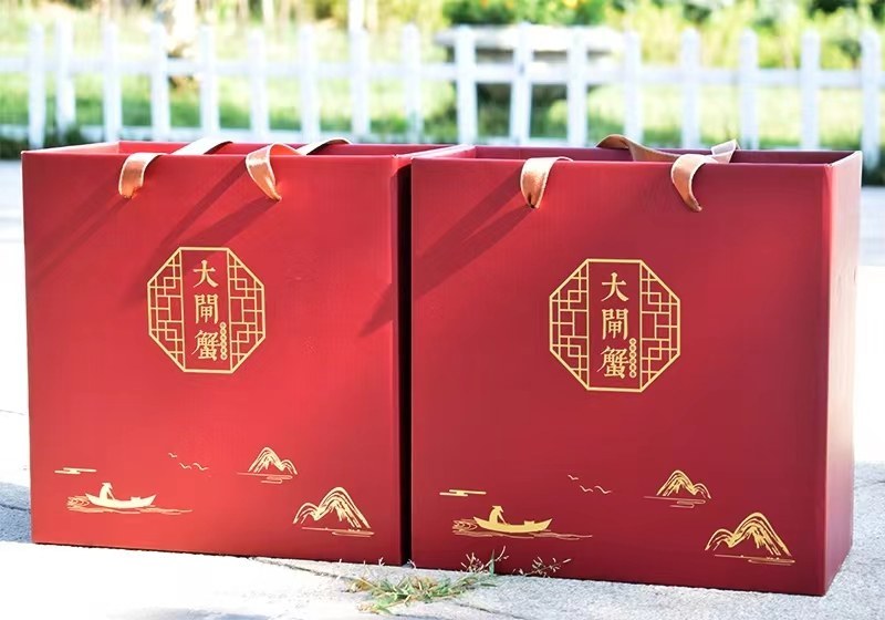 大闸蟹精品礼盒装火爆上市中，江苏兴化产地直发，鲜活到家！