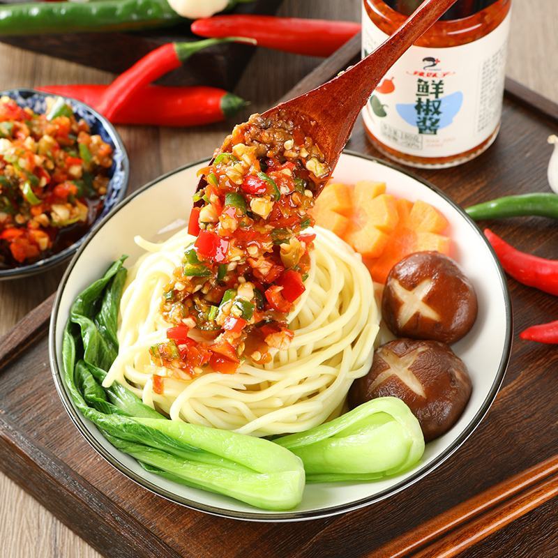 辣妹子剁椒酱湖南特产鲜椒酱下饭菜香辣拌饭酱拌面彩椒酱蒜蓉