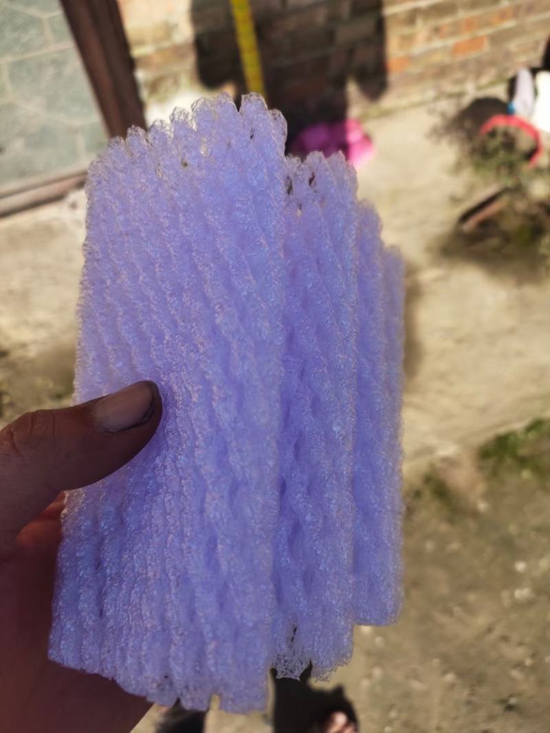 吉县鸿运发泡网套厂主要经营苹果玉露香梨子网套