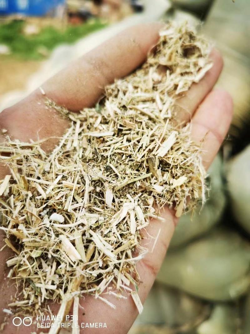 豆秸粉豆秆细粉花生秧草粉草段等适用于牛羊鸡鸭鹅使用的