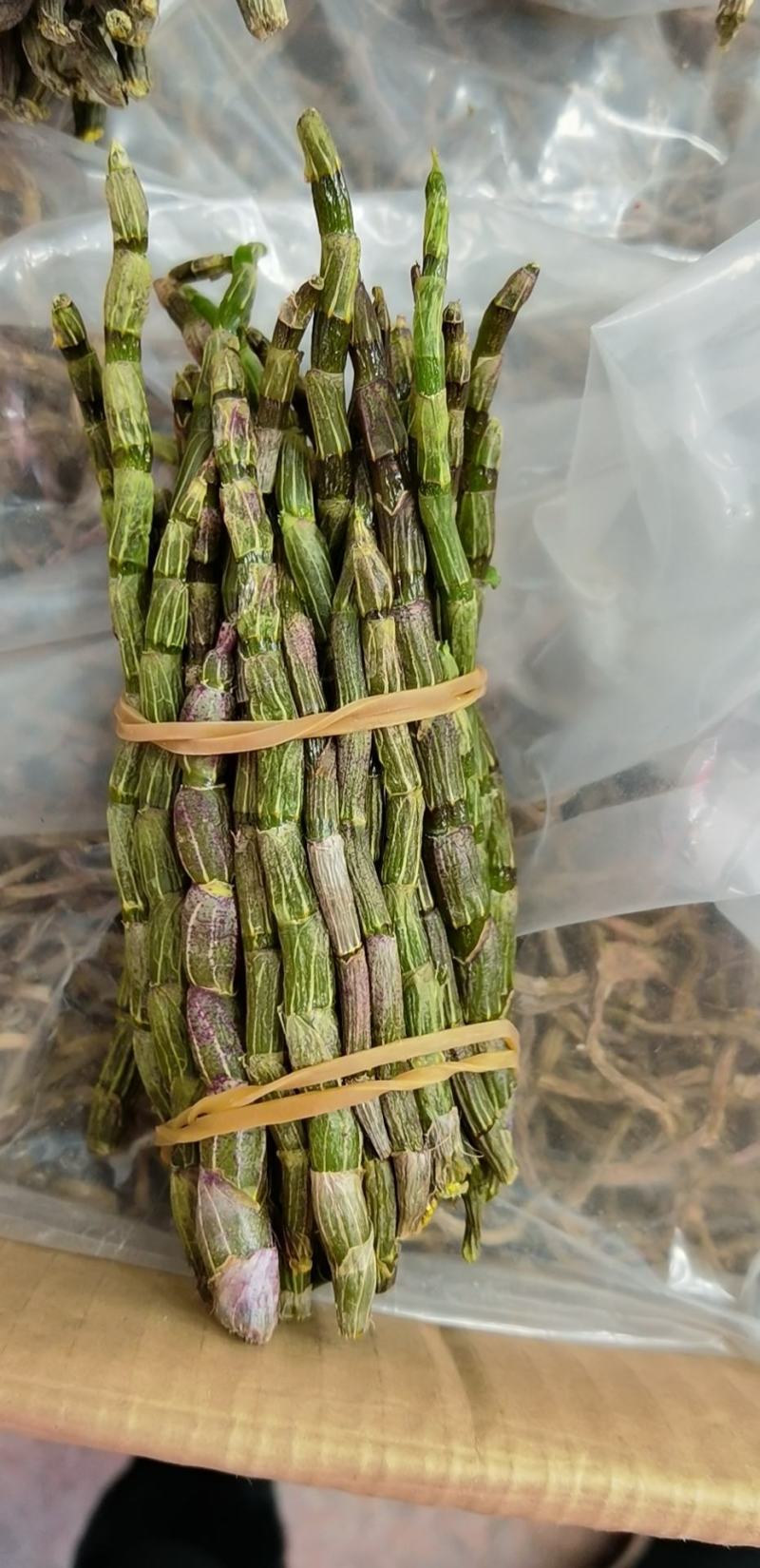 铁皮石斛，形状好，各种规格，需要的顾客请在一亩田联系我