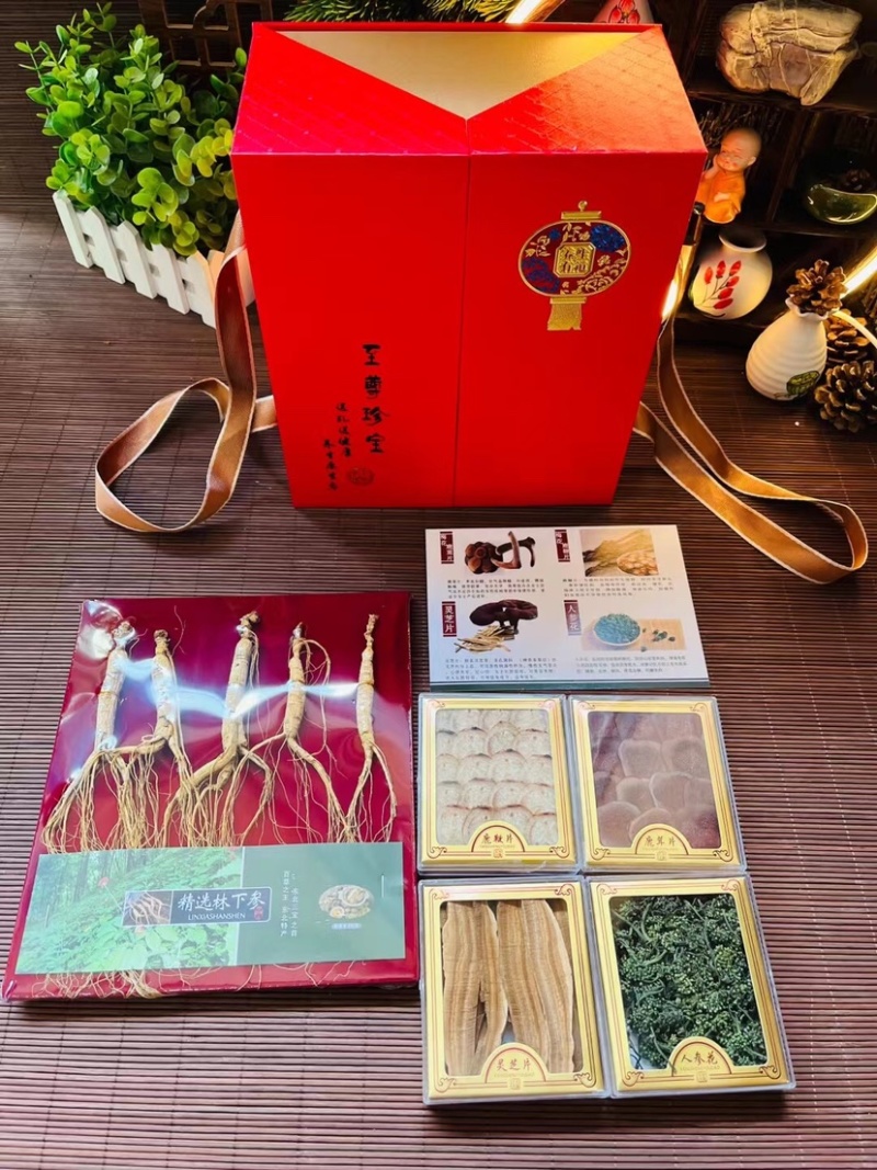 批发抽拉五宝礼盒，内含林下参，鹿茸，鹿鞭，灵芝，参花