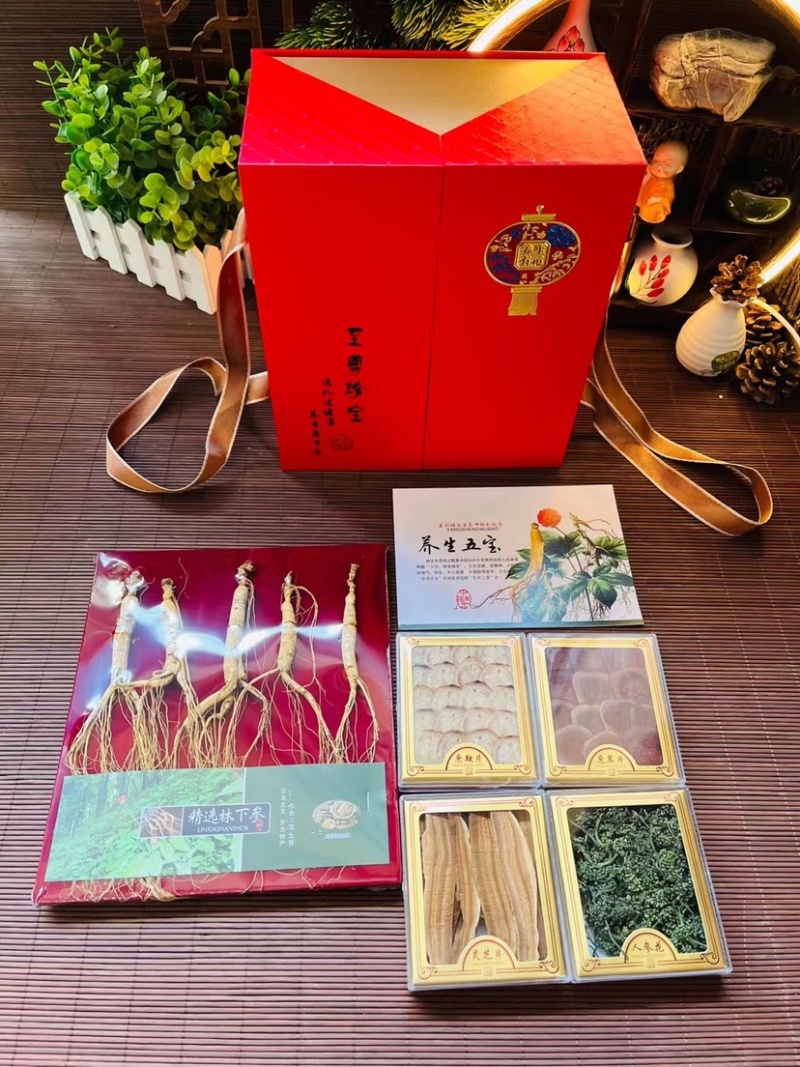 批发抽拉五宝礼盒，内含林下参，鹿茸，鹿鞭，灵芝，参花