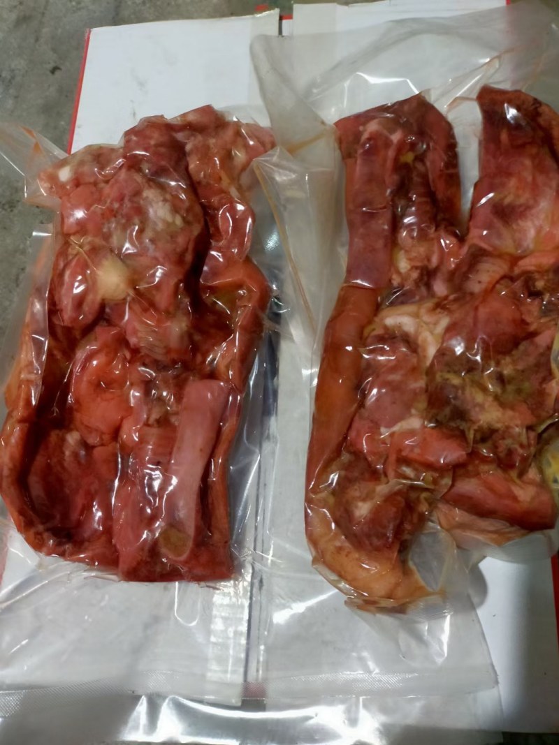 全熟猪头肉干净无毛开袋即食五香味，冷藏冷冻熟食，卤猪头肉