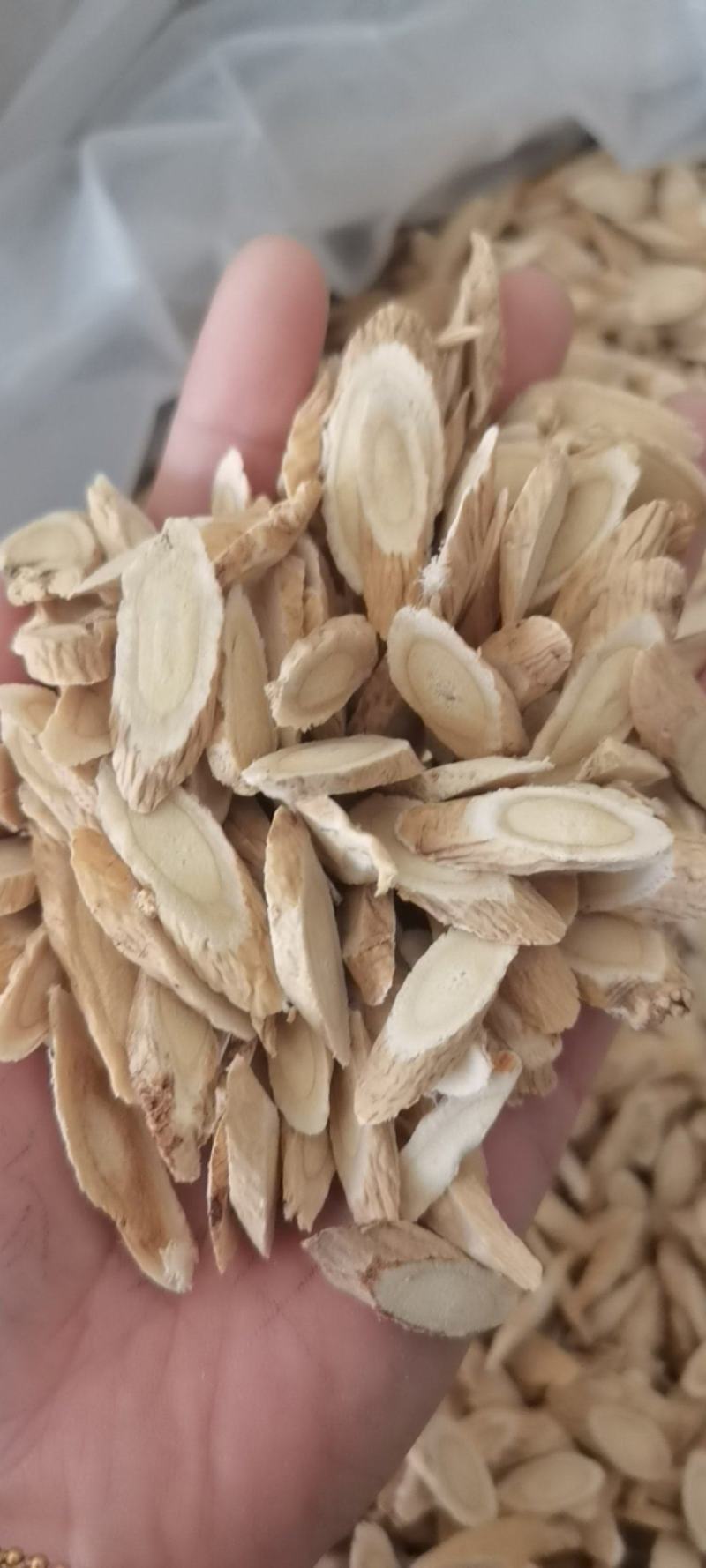 黄芪大片新货岷县陇西生黄芪纯无硫北芪片药材