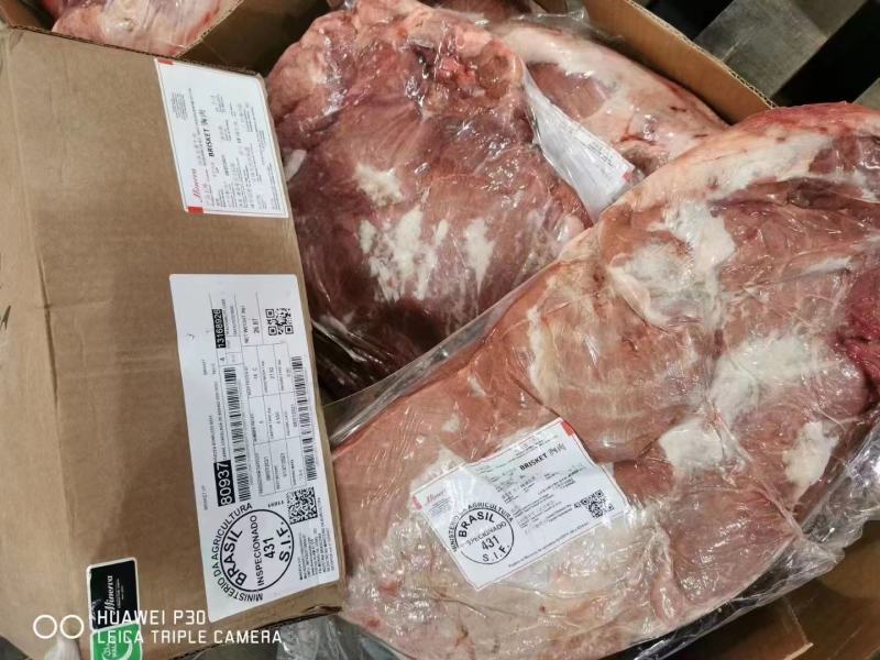 精品牛胸肉现货，肉质鲜嫩多汁，可红烧卤炖，口感好！！！