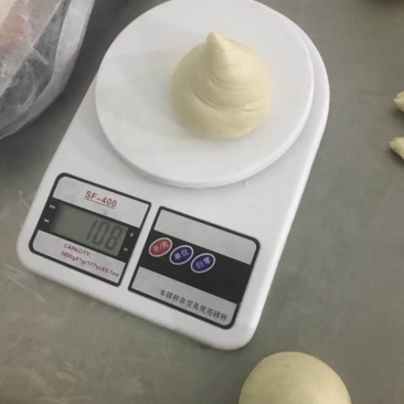 潼关肉夹馍半成品半生胚速冻饼