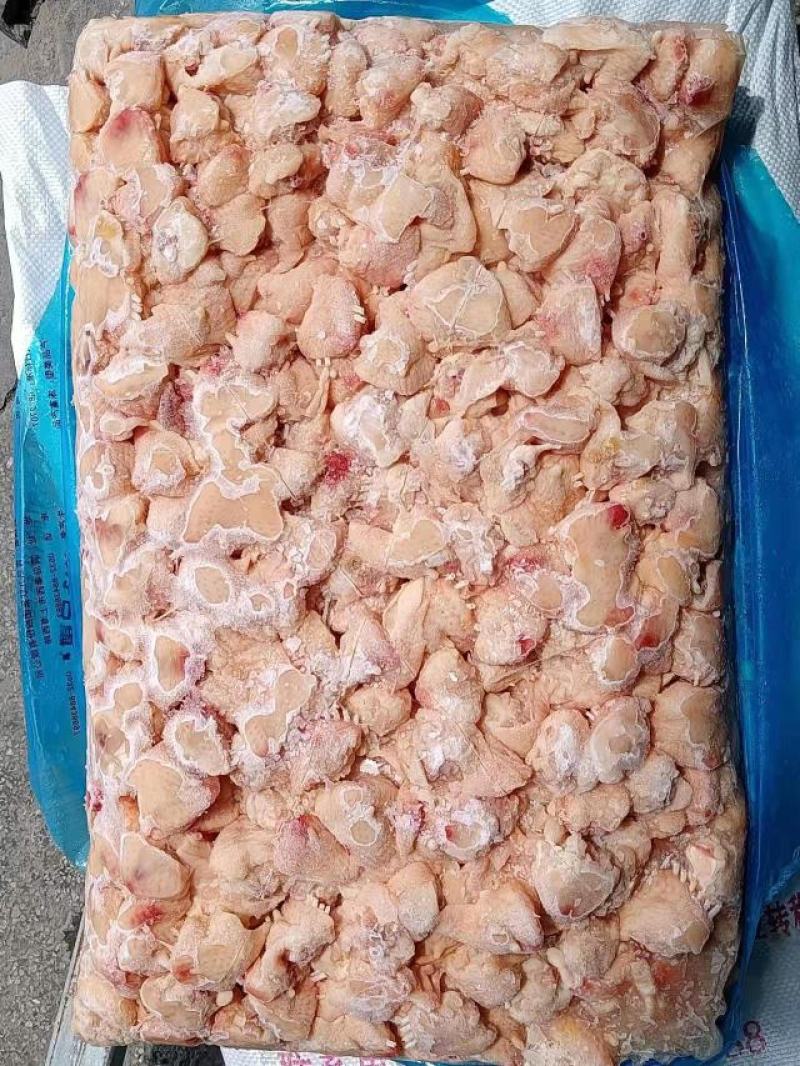 亿成食品专业经营销售鸡，鸭，猪分割冻品，价格不高，质量好
