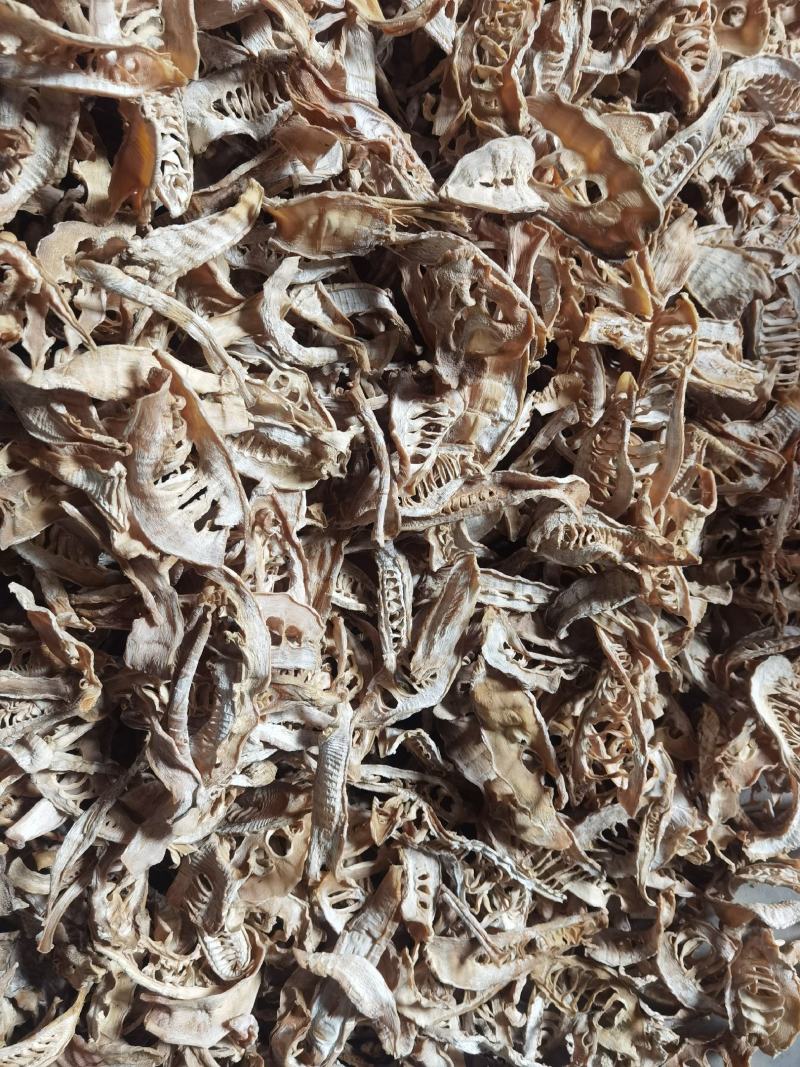 水煮笋干，小笋干，黑笋干，玉兰片，野生的小竹子笋干。