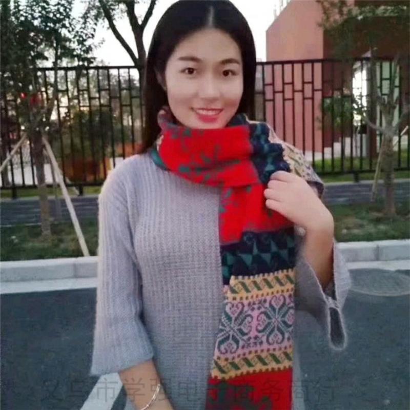 冬季保暖女士围巾长款披肩针织毛线围巾1O元模式货源批发。
