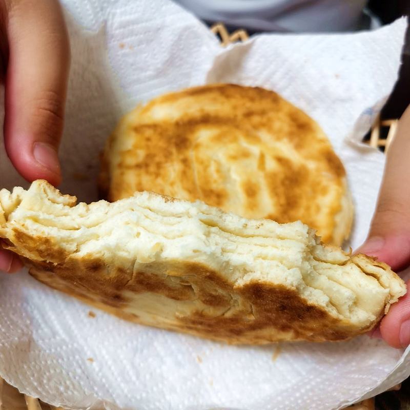 山东特产莱芜传统烧饼早餐食品香酥纯手工发面饼泰安范镇油酥