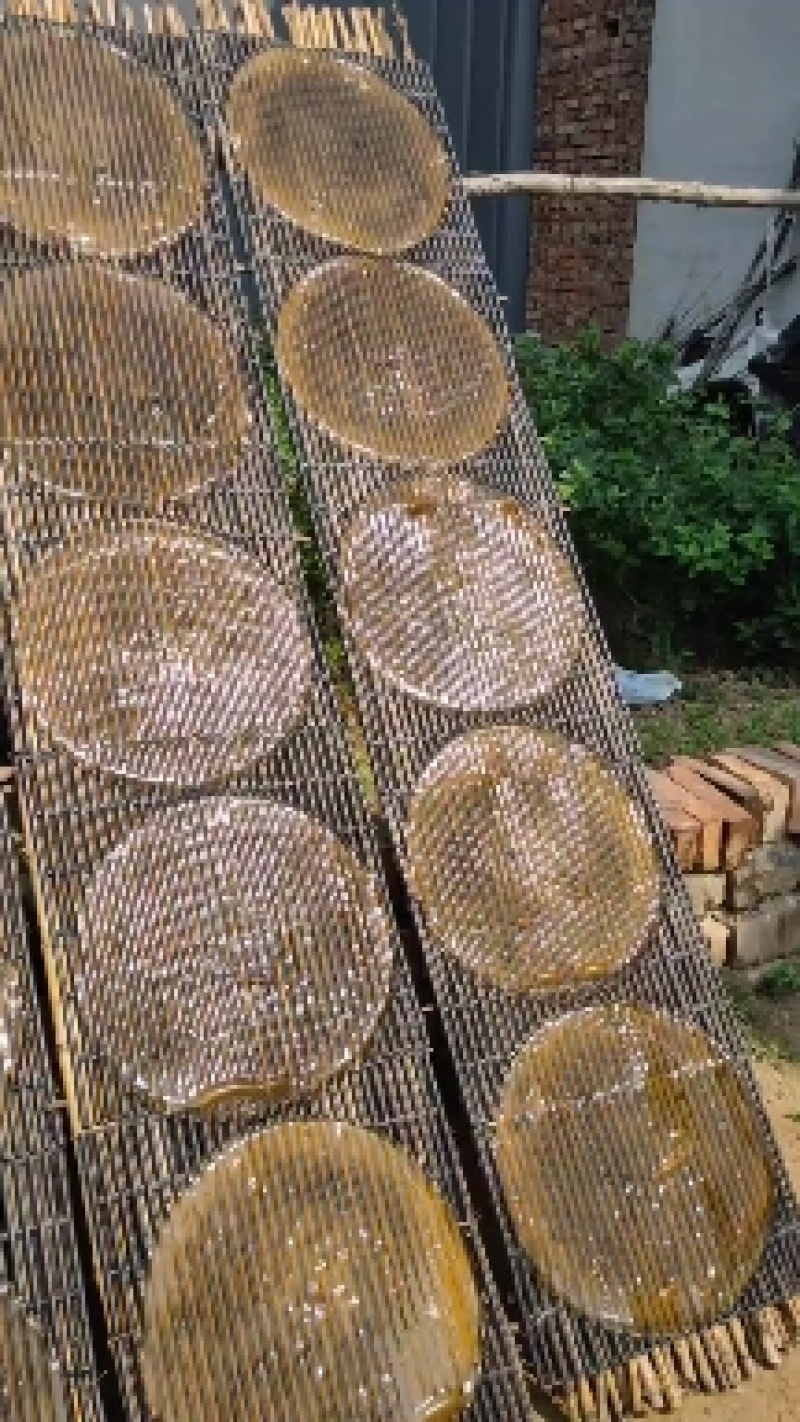 手工红薯粉皮，手工制作，传统工艺，风味独特，欢迎合作。