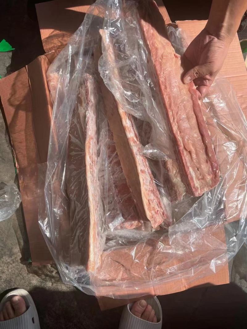 国产肥猪龙骨猪龙骨脊骨欢迎新老客户选购好箱好货欢迎下单，
