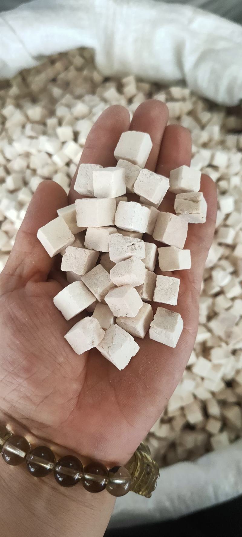 精品茯苓