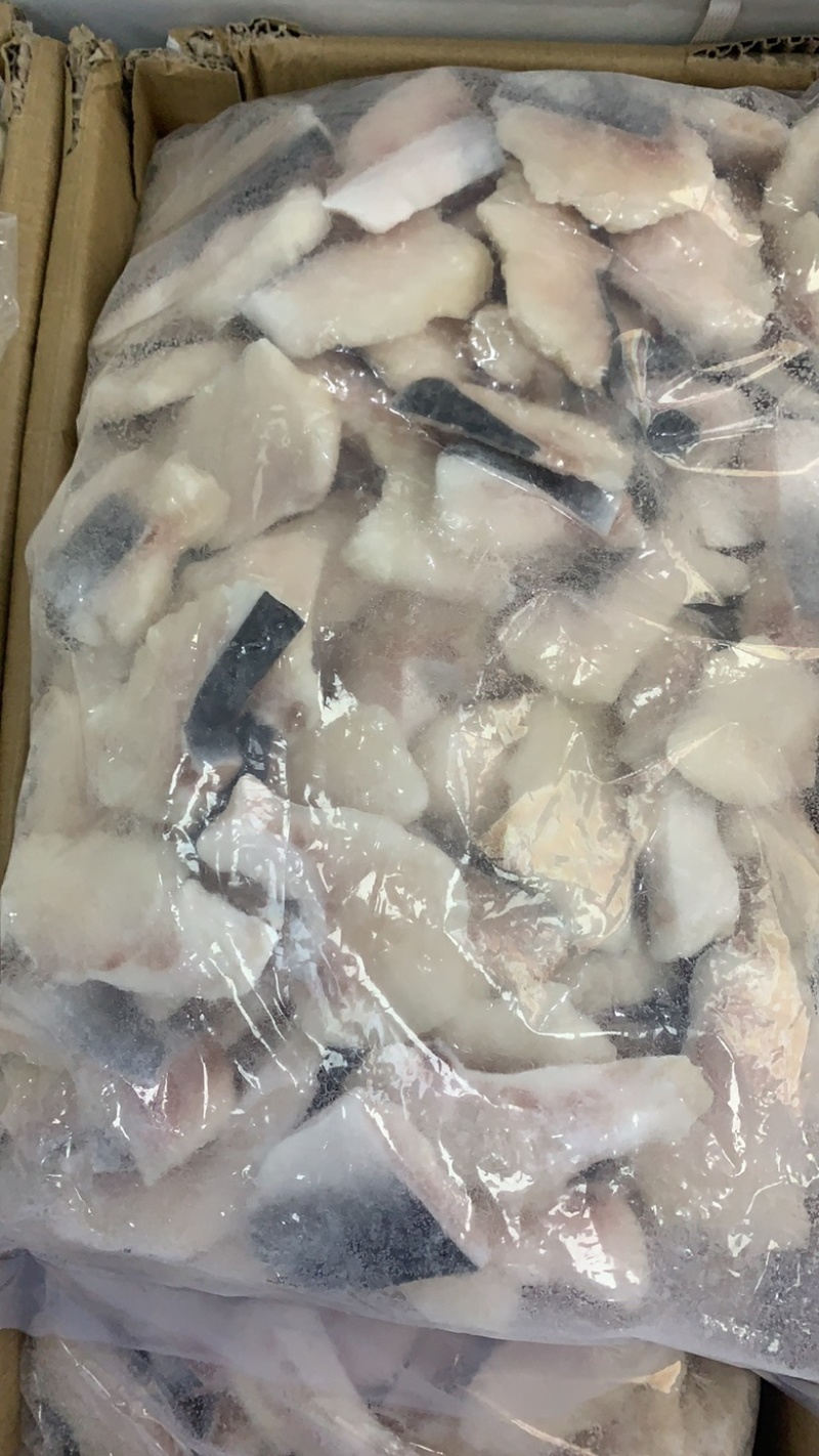 巴沙鱼带皮去皮小切片，免浆切片。免浆鱼片，美标小切片。