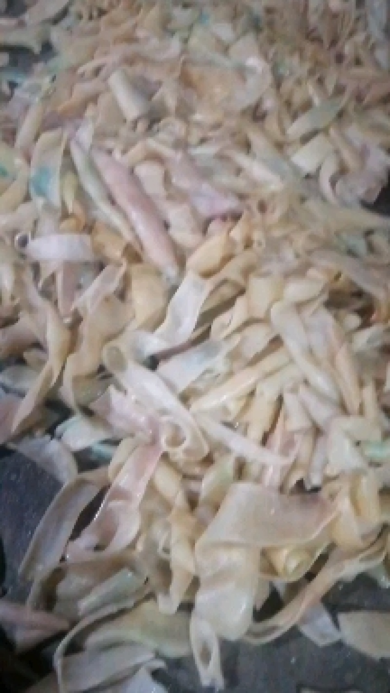 速万食品加工的过开水去油去毛猪皮做猪皮冻专用
