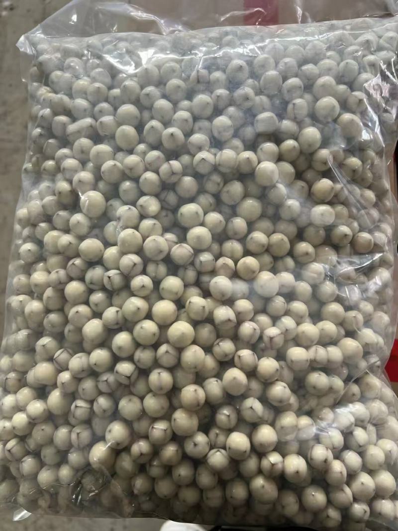 酸奶山楂球，选用优质奶制品与山楂球结合而成！