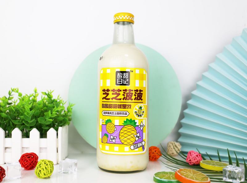 酸甜日记酸奶，可撕标签，玻璃大瓶，芝士果粒，厂家销售