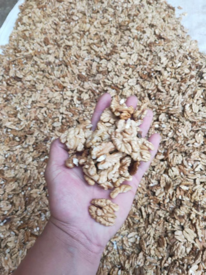 核桃仁，大优干核桃仁，果仁饱满颜色好，产地直发！
