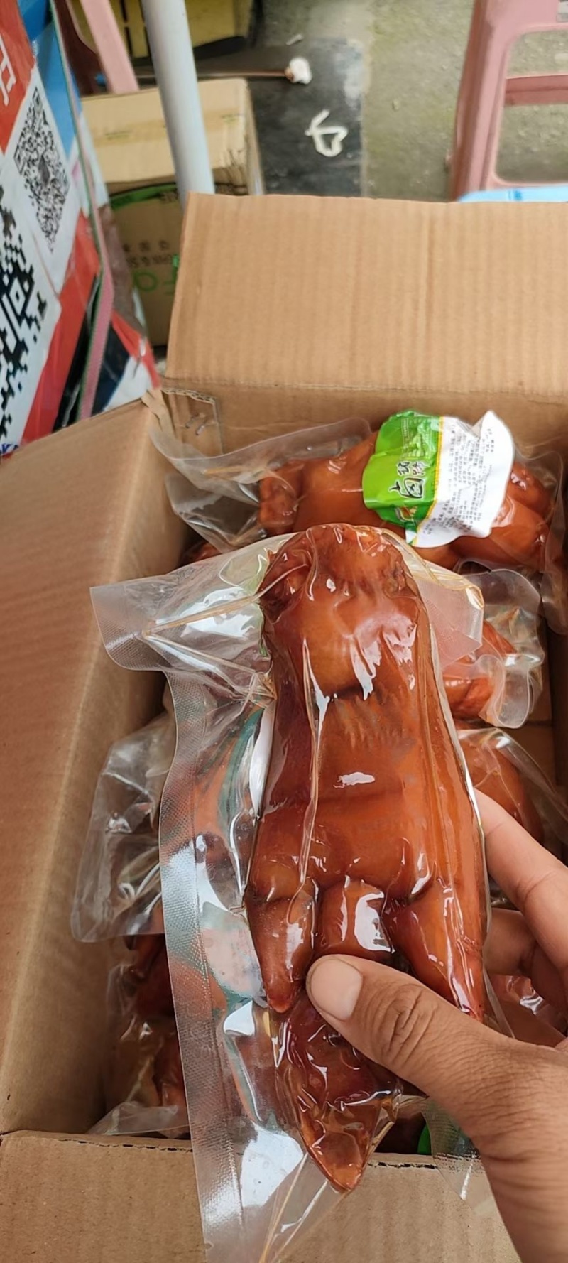 [热卖]全熟独立包装猪蹄，味道巴适价格美丽