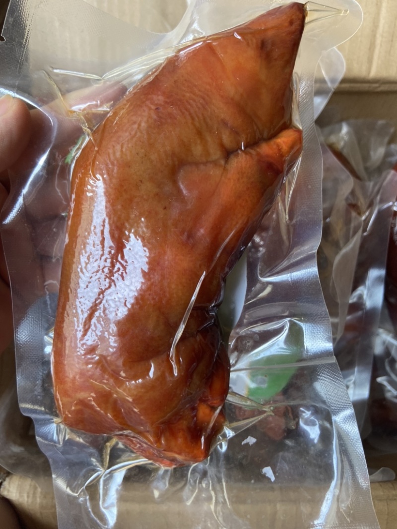 [热卖]全熟独立包装猪蹄，味道巴适价格美丽