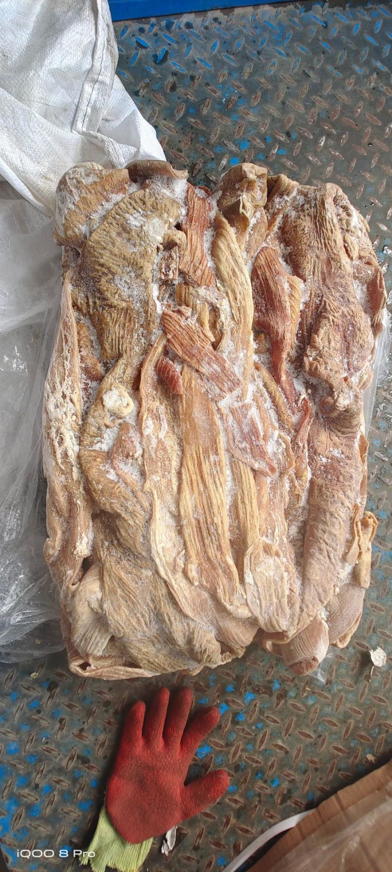 牛大肠，可红烧可卤炖，可爆炒，可灌肠，口感鲜嫩，干净无油