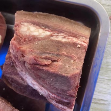 牛头肉，可红烧，爆炒，炖汤，味道鲜美，无油无淋巴！！！！