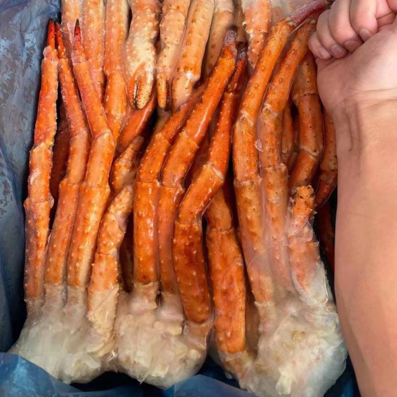 俄罗斯冷冻帝王蟹腿鲜活熟冻满肉螃蟹帝皇蟹长脚蟹