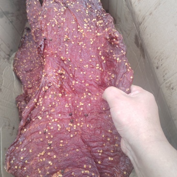 大块肉，牛肉味，火爆热销中，厂家供应，品质保证！货源足