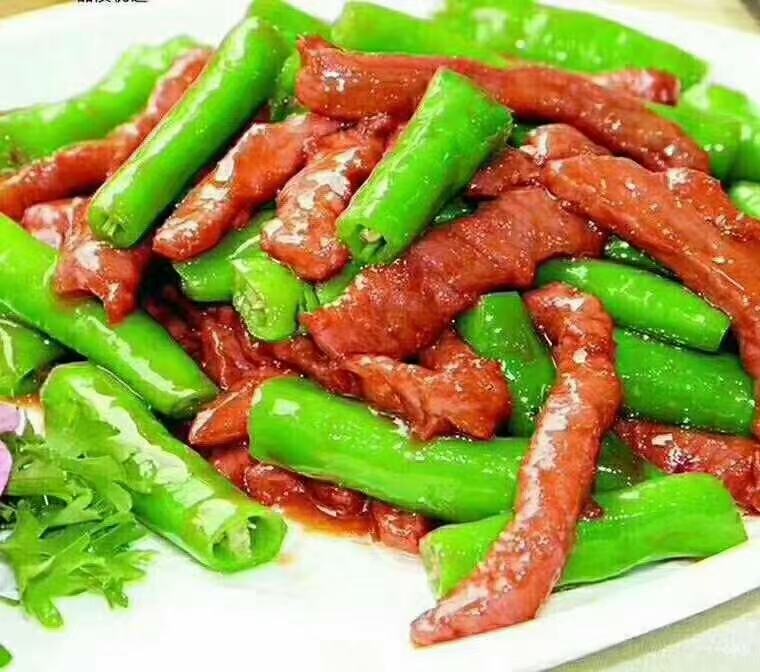 青红椒炒肉示意图
