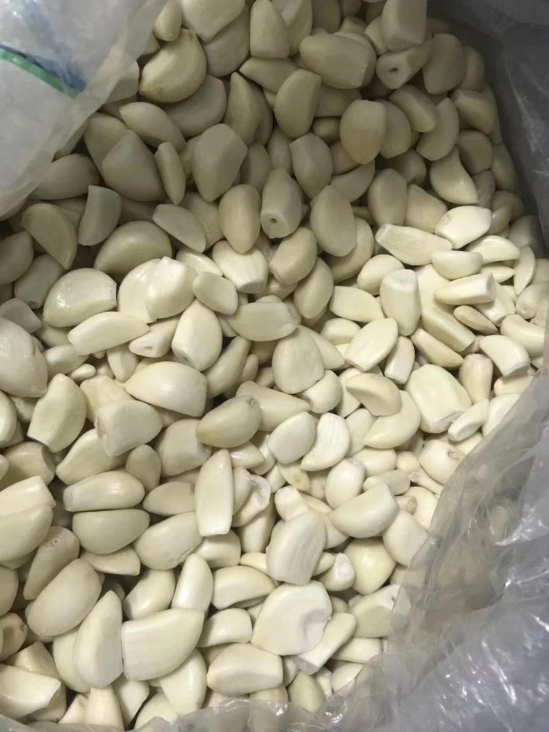 新鲜蒜块品质优秀质量保证量大从优欢迎采购商对接