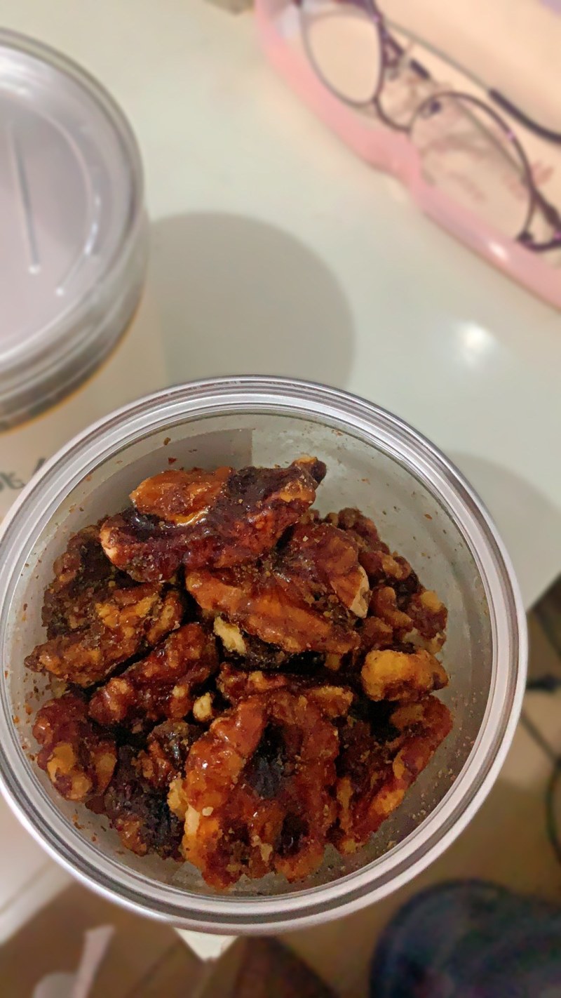 新货琥珀核桃仁连罐坚果炒货干果原味熟核桃蜂蜜味休闲零食批