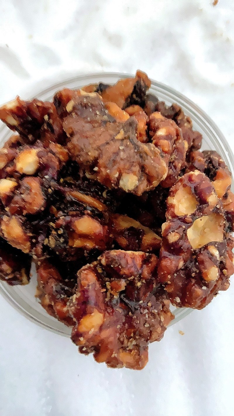 新货琥珀核桃仁连罐坚果炒货干果原味熟核桃蜂蜜味休闲零食批
