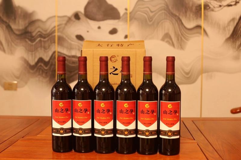 纯酿造山楂果酒