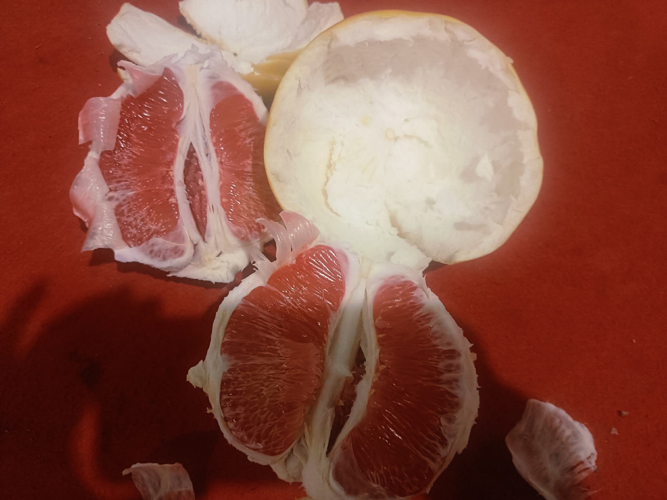 蜜柚切开果肉展示图