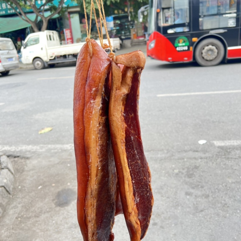 二刀腊肉农家烟熏腊肉厂家出货多种规格