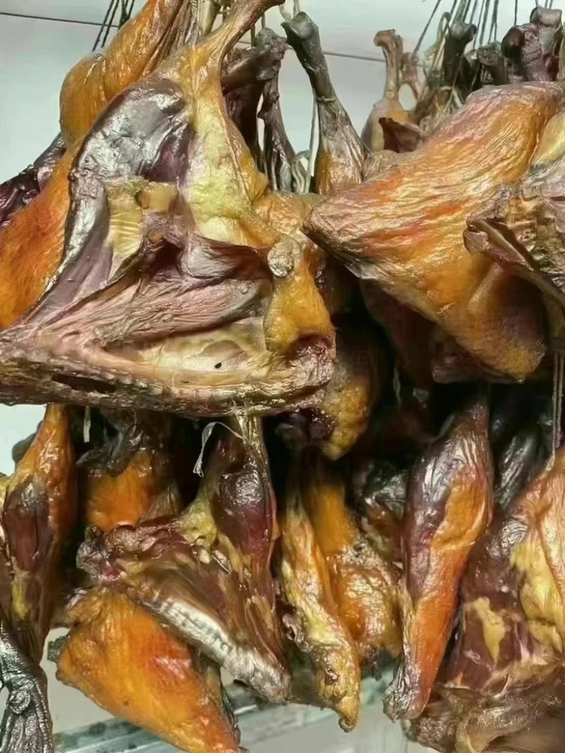 烟熏全干腊鸭腿（干货）一手货源