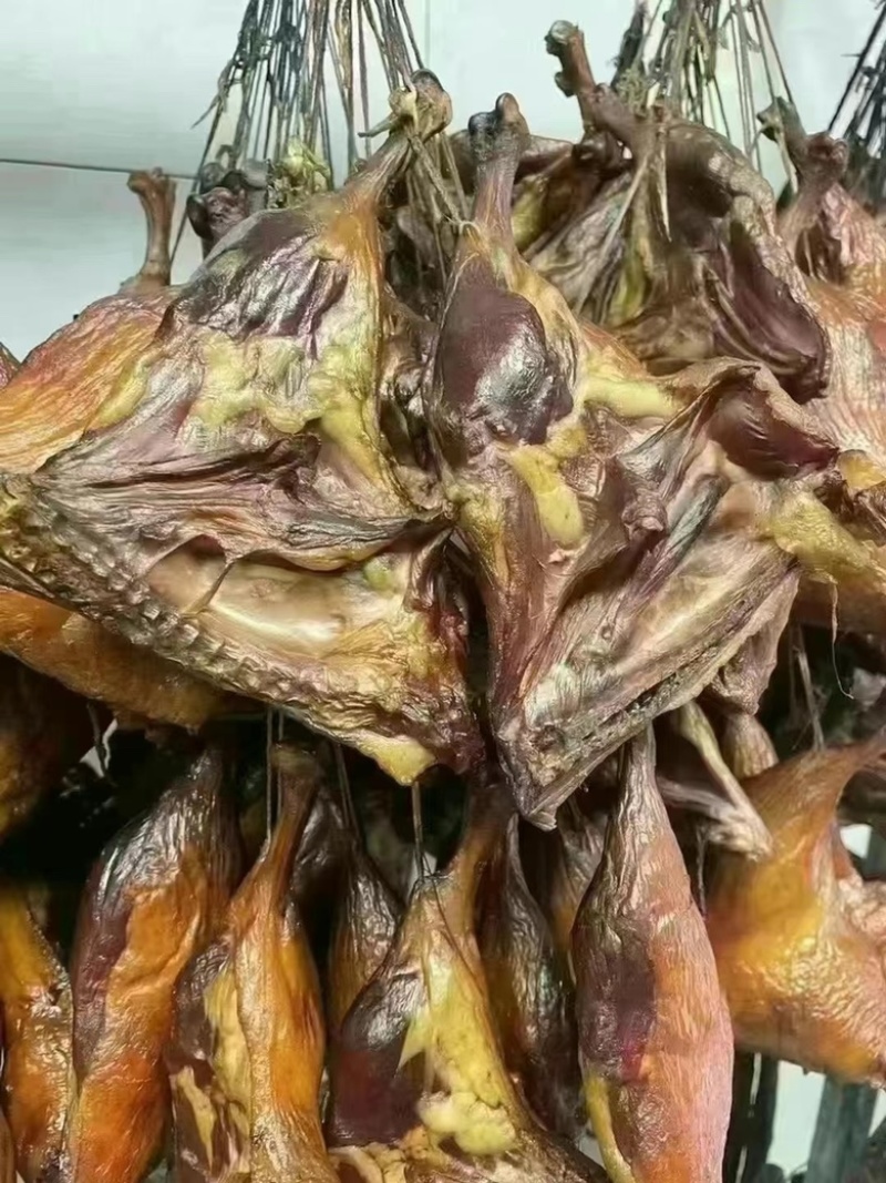 烟熏全干腊鸭腿（干货）一手货源