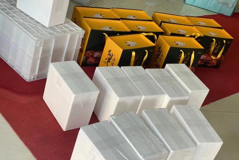 超大母蟹鲜活4.5两大闸蟹顺丰包邮螃蟹活体超大公蟹