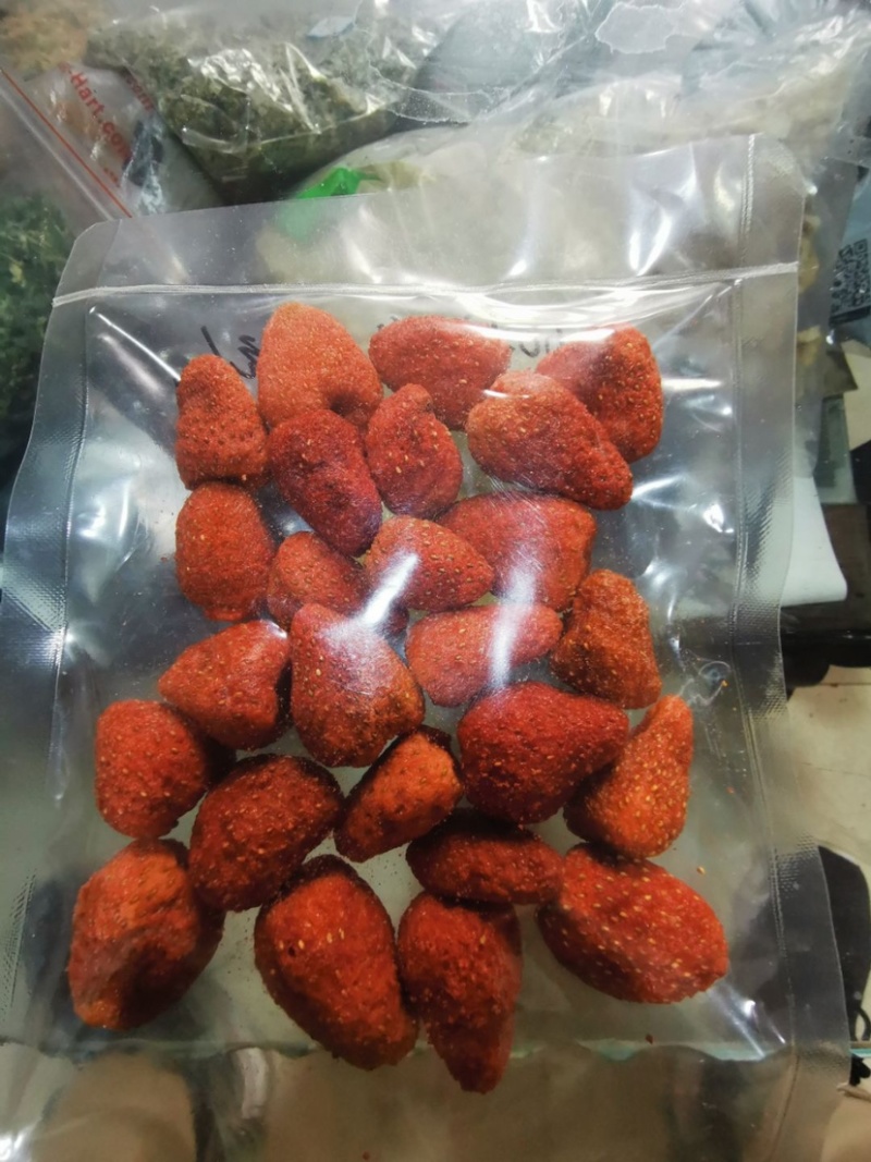 脱水水果，草莓干，冻干草莓，整颗