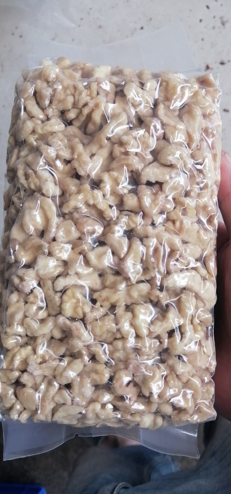 新疆185核桃仁3路做烘培糕点加工原料产地直发欢迎选购