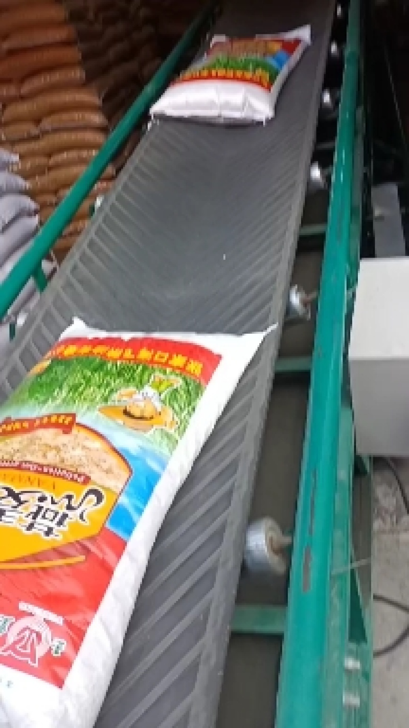 燕麦即莜麦，俗称为油麦！主产区河北地区！