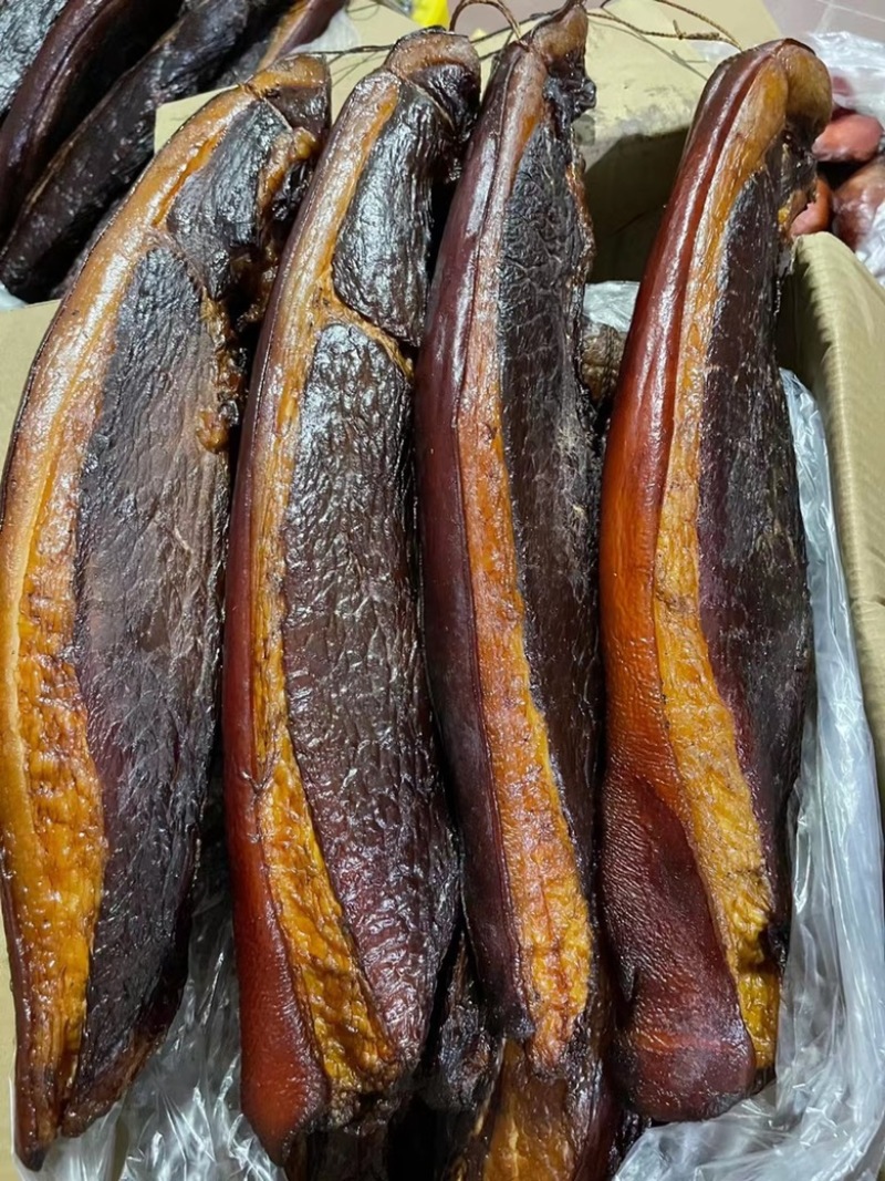 烟熏精品纯干二刀腊肉（腊肉香肠源头工厂一手货源量大从优）