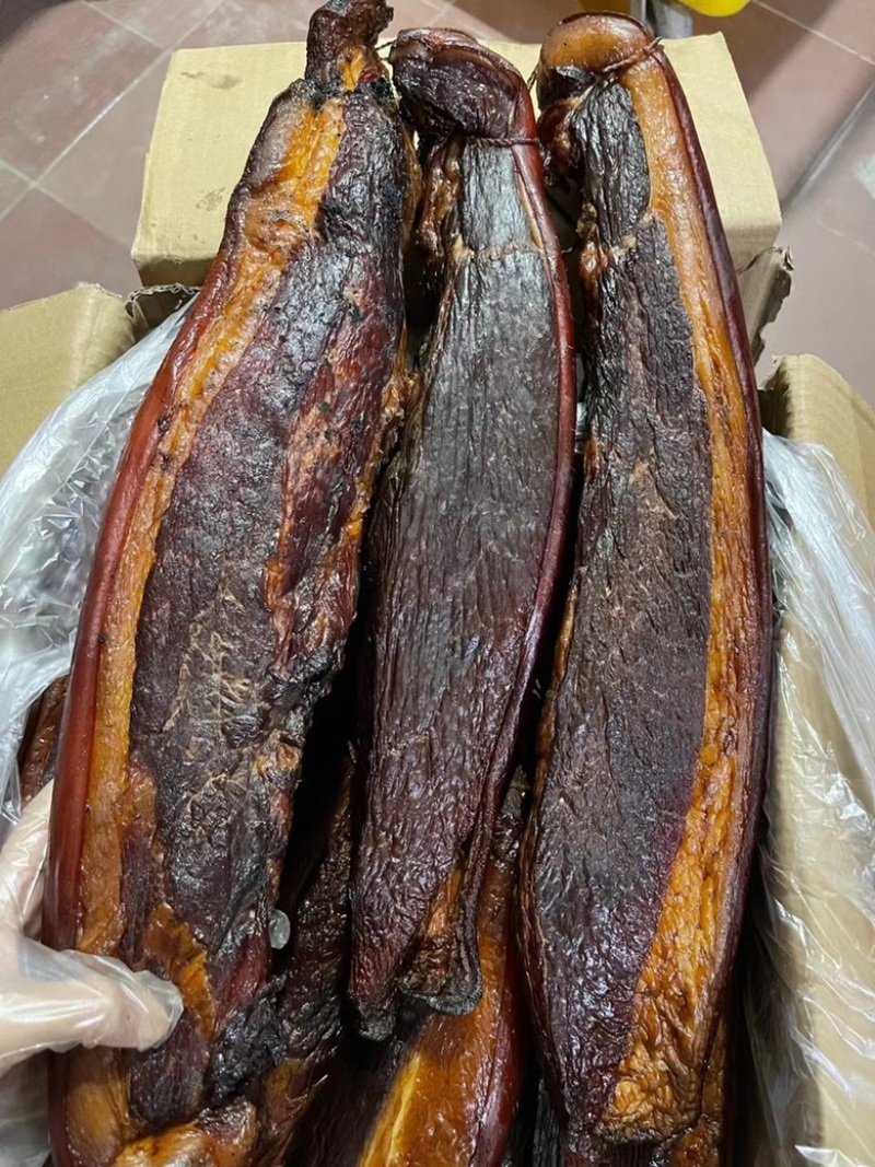 烟熏精品纯干二刀腊肉（腊肉香肠源头工厂一手货源量大从优）