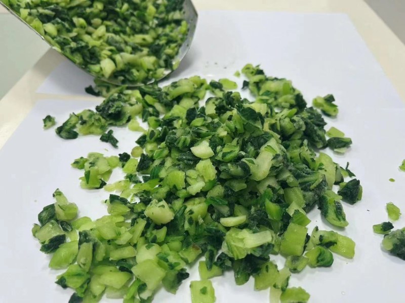 优质速冻青菜大量有货，产地一手货源，欢迎联系