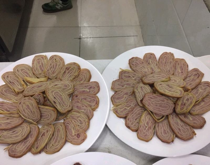 富贵黄金肉卷，精选优质食材，口感醇香常年供应，全国发货