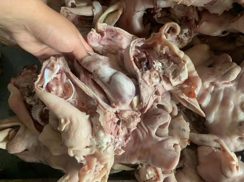 [推]精品去骨羊头肉，带耳朵袋舌头，非常热销价格美丽