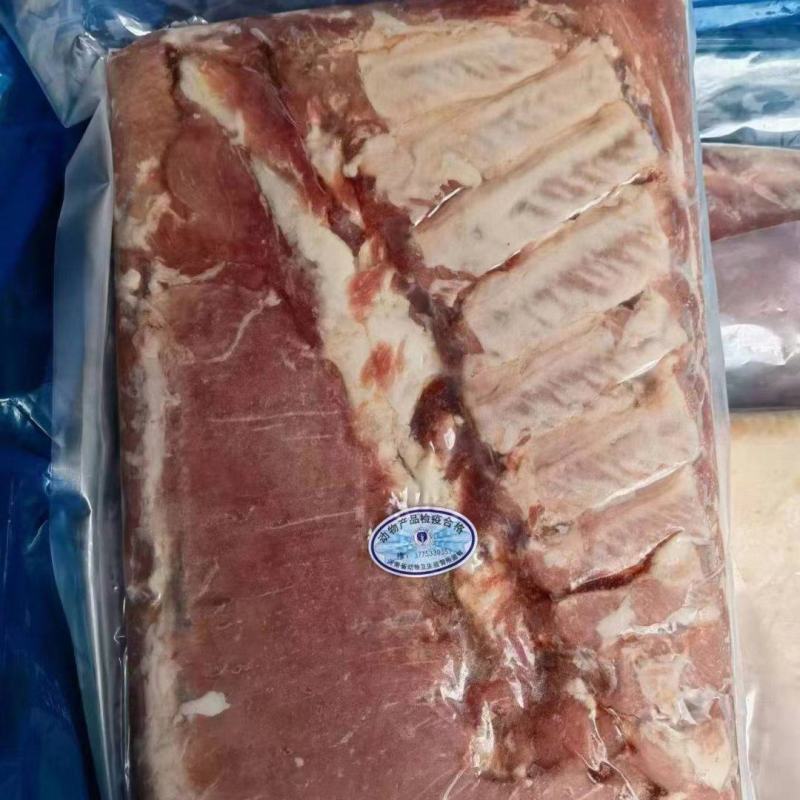 龙大去皮挑肋中方，肉质新鲜，价格便宜，性价比高，欢迎咨询
